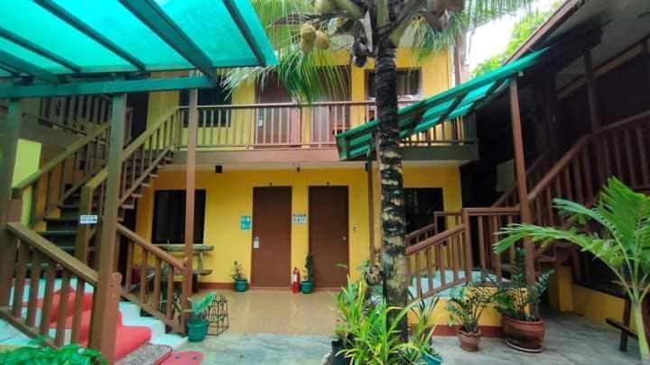 Mam Olson Pensionne House เอลนิโด ภายนอก รูปภาพ